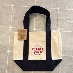Trader Joe’s Reusable Tote Bag Beige/Blue Cotton/Polyester 17x14x6 in