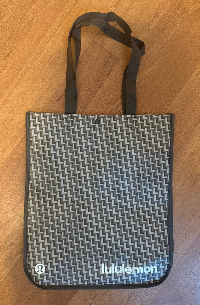 New Lululemon Large Reusable Holiday 2025 Dark Grey Shopping Tote Yoga Bag 14×16